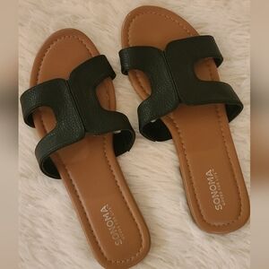 SONOMA Black Women's Slip-On Sandal - Size Medium (6 1/2-7 1/2)
